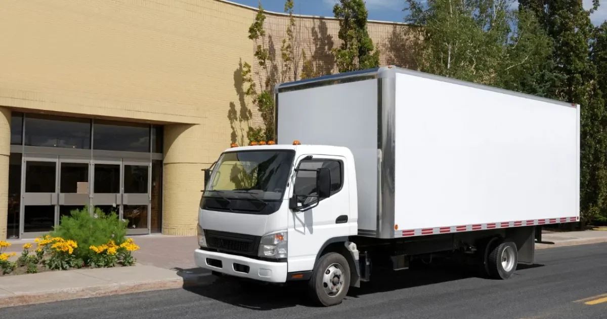 トラック 寝室 メインビジュアル