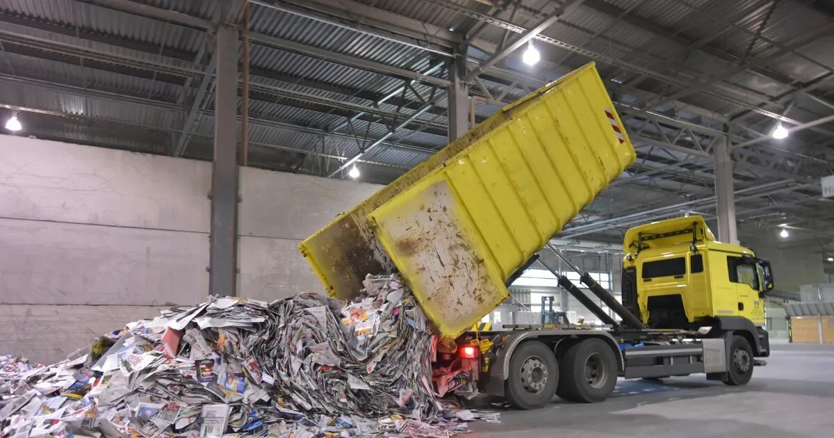 産業廃棄物ドライバー メインビジュアル