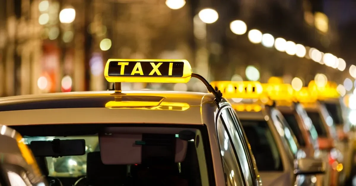 タクシー隔日勤務 きつい メインビジュアル画像