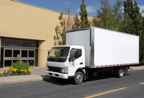 トラック 寝室 アイキャッチ画像