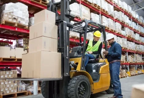 フォークリフト やめとけ アイキャッチ画像