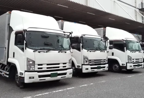 トラック運転手 労働時間 アイキャッチ画像